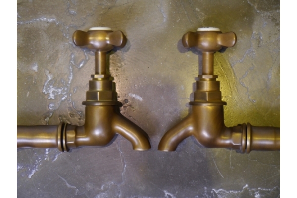WEATHERED BRASS FAUCET UNIQUE TO  CHADDER